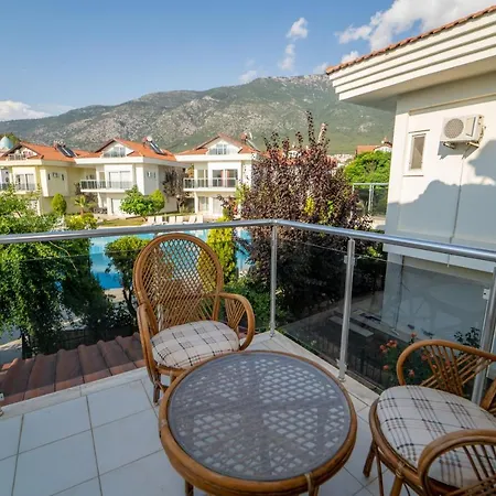 Ovacik Aqua, 4 Yatak Odali, 10 Kisilik Tripleks Muestakil Villa , Ortak Havuzlu * Fethiye