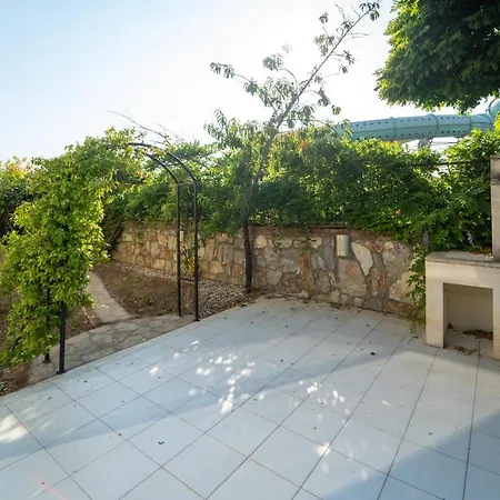 Villa Ovacik Aqua, 4 Yatak Odali, 10 Kisilik Tripleks Muestakil Villa , Ortak Havuzlu Fethiye