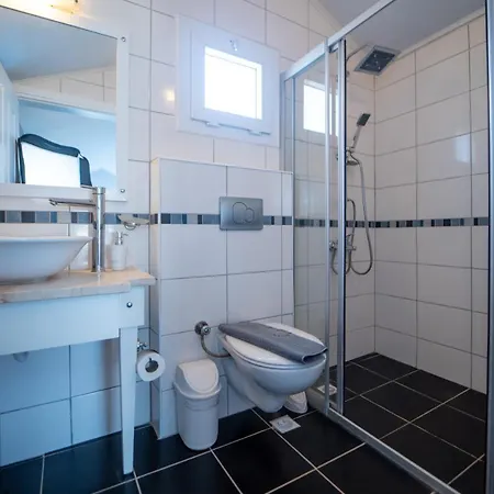 Ovacik Aqua, 4 Yatak Odali, 10 Kisilik Tripleks Muestakil Villa , Ortak Havuzlu Fethiye